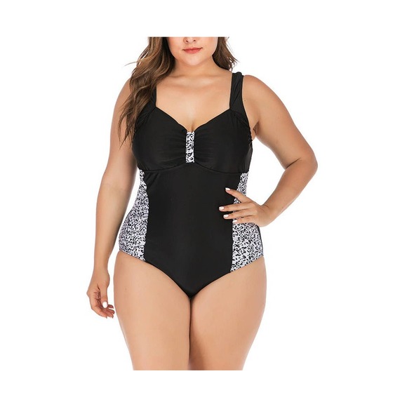 Women beach wear One-piece plus size swimsuit - Picture 6 of 7